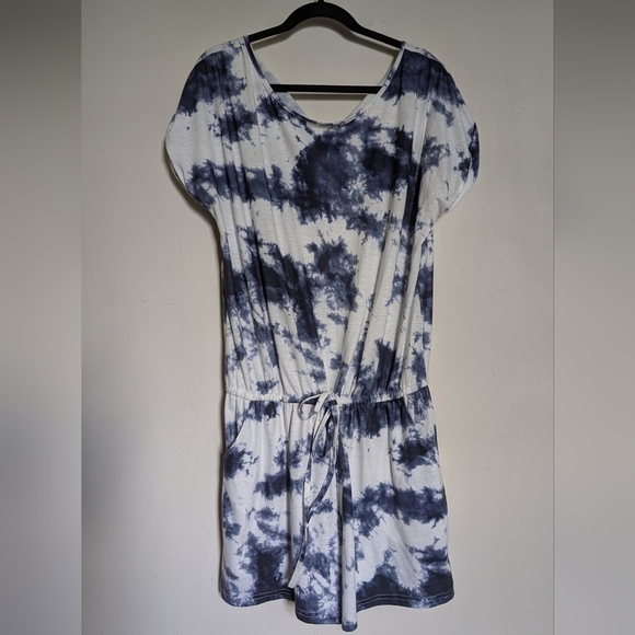 3 for $20 Bundle Sale! Blue + White Tie Dye Romper Drawstring Waist Size XL - Picture 1 of 4